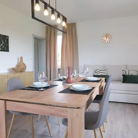 Bachfischer Apartamento *